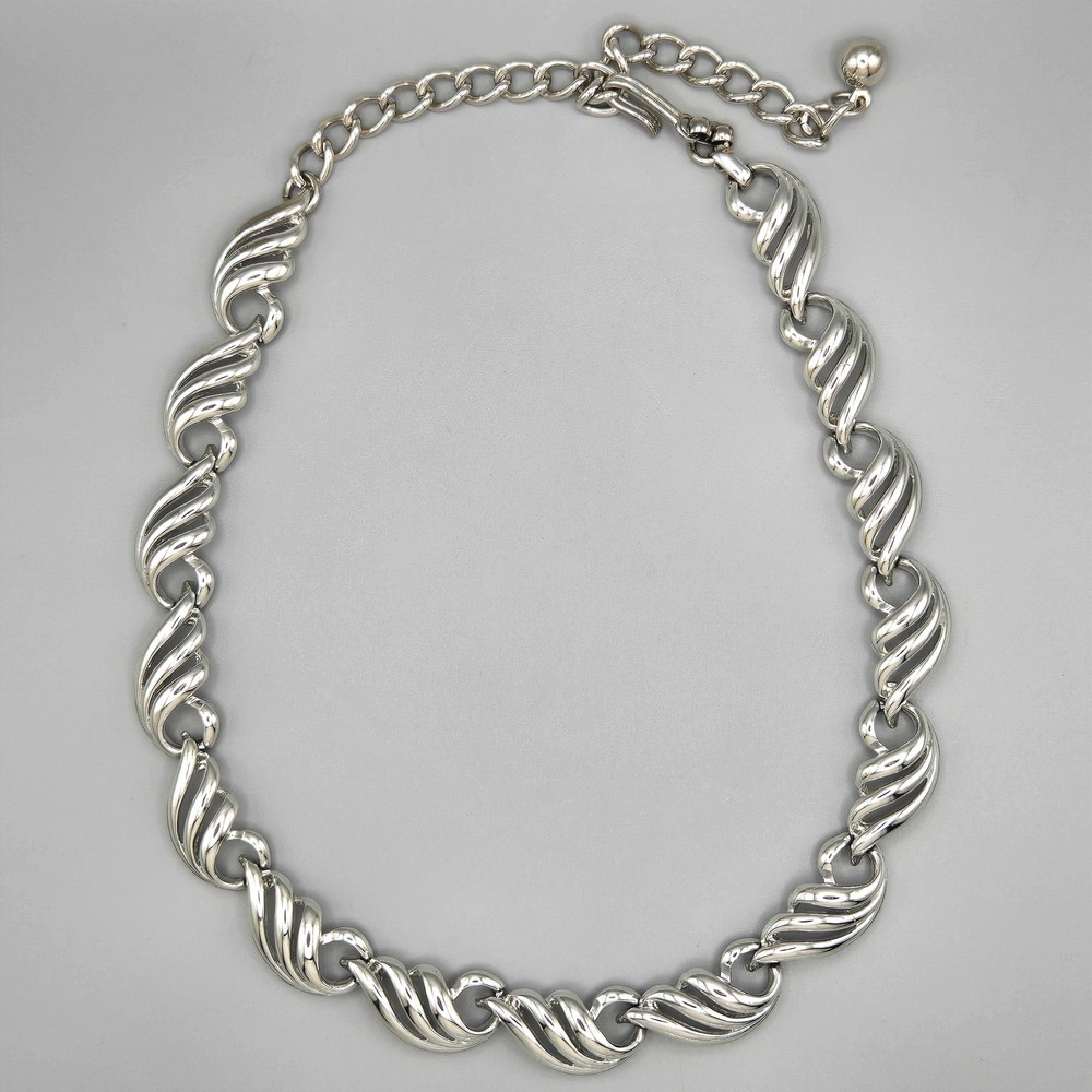 Vintage Silver Tone Swirl Link Collar Necklace Adjustable J-Hook 17 Inch‎